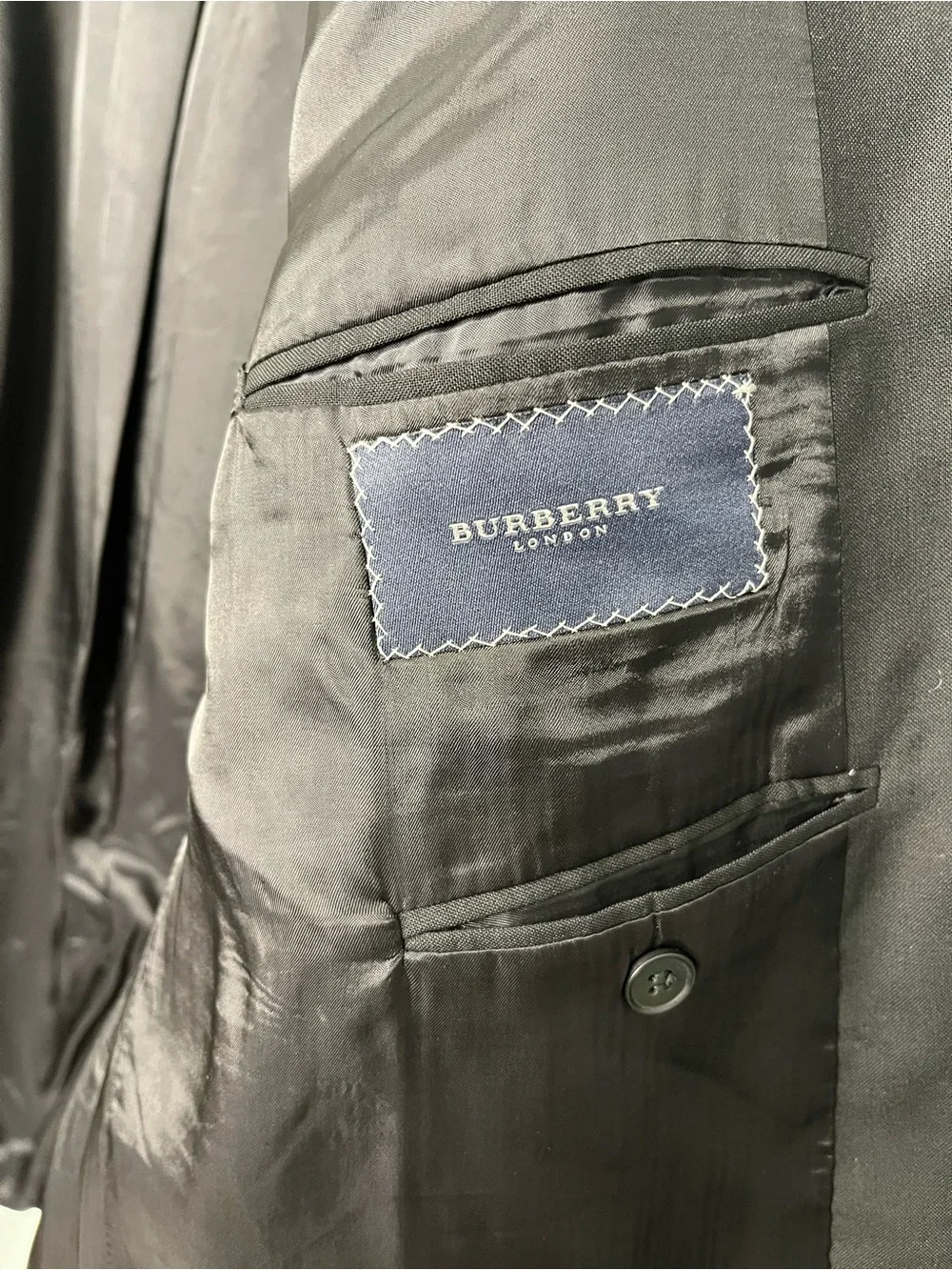 Vintage Burberry Men's Classic Blazer Black Wool Gold Buttons Size 50S